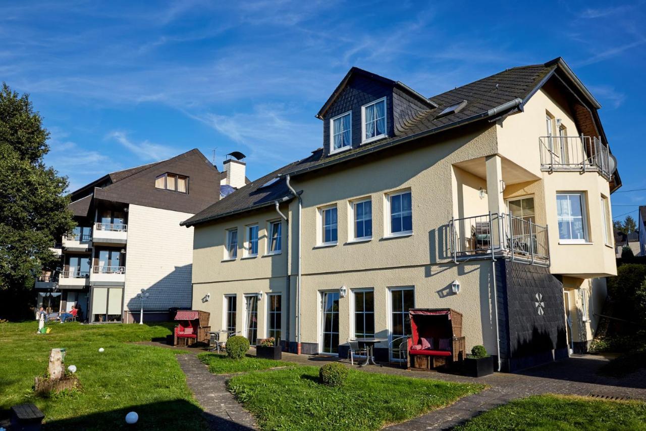 Hotel-Restaurant Maas Lutzerath Exterior photo